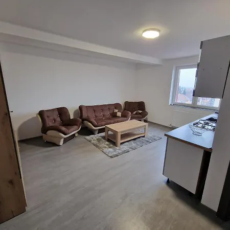 Apartament Cu 2 Bai Apartman Brassó