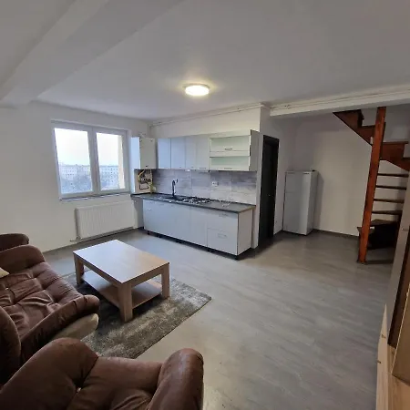 Apartament Cu 2 Bai Apartman Brassó
