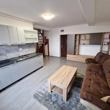 Apartament Cu 2 Bai Apartman
